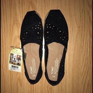 TOMS Black Moroccan Suede Cut Out NIB