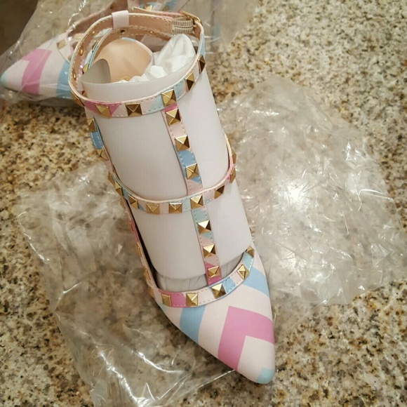Pastel Striped Pointy Heels