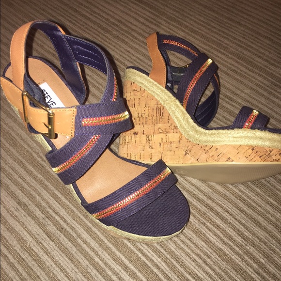 NEW Steve Madden Daybreak Espadrilles - Picture 1 of 4