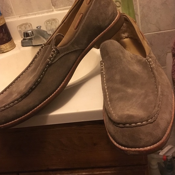 Men's ugg shoes - Picture 2 of 4