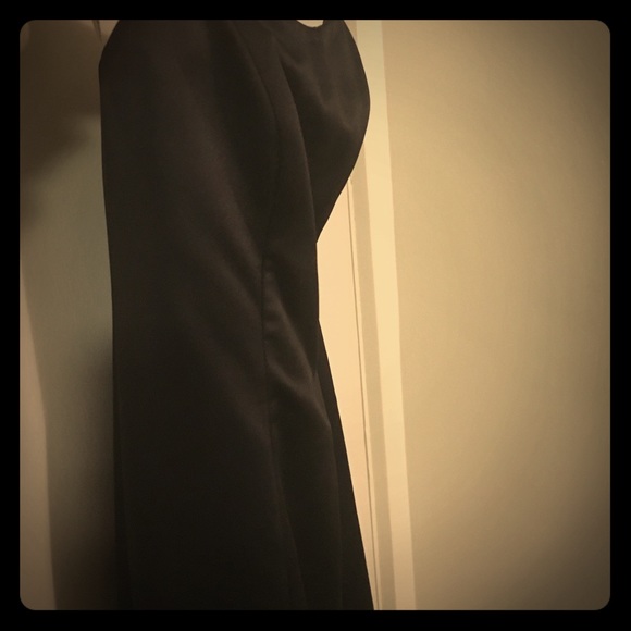 Black long strapless formal gown