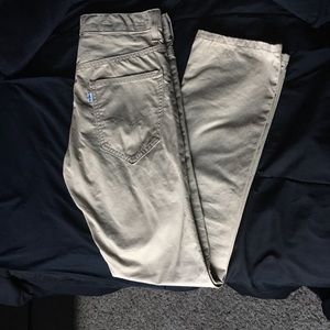 Levi's 29x30in slim straight khaki color