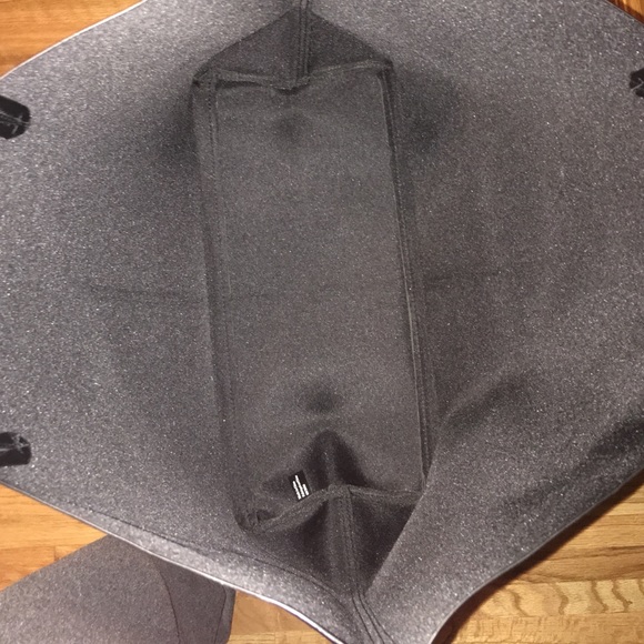 Black Victoria's Secret Tote! 😍 - Picture 3 of 4