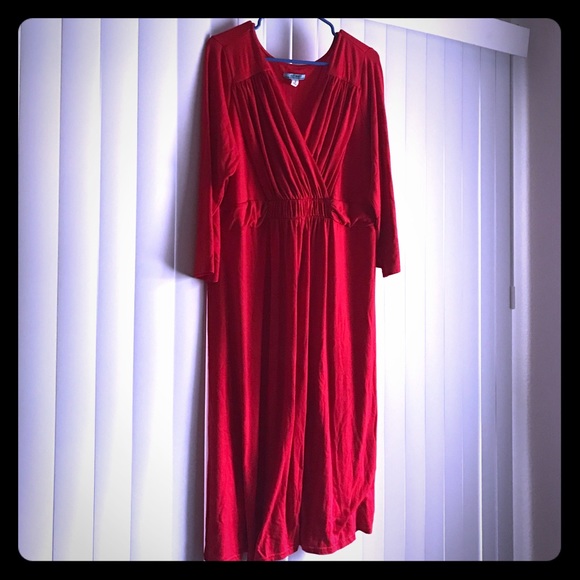 Old Navy Red Maternity Dress GUC
