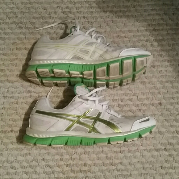 Asics - Picture 2 of 3