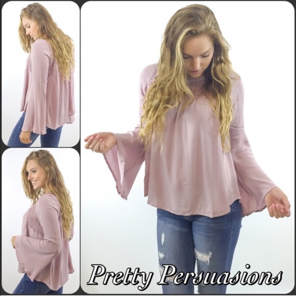 SOLD OUT‼️Purple Bell Sleeve & Lace Peasant Blouse - Picture 2 of 3