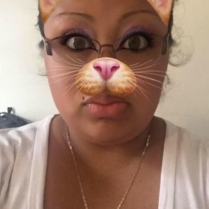 Meet your Posher, Eneida