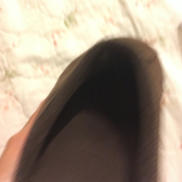 Shoes - Picture 4 of 4