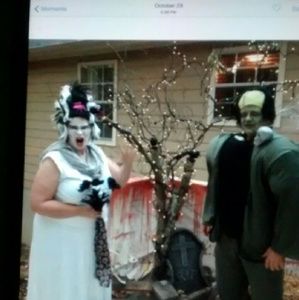 Meet your Posher, Gloria