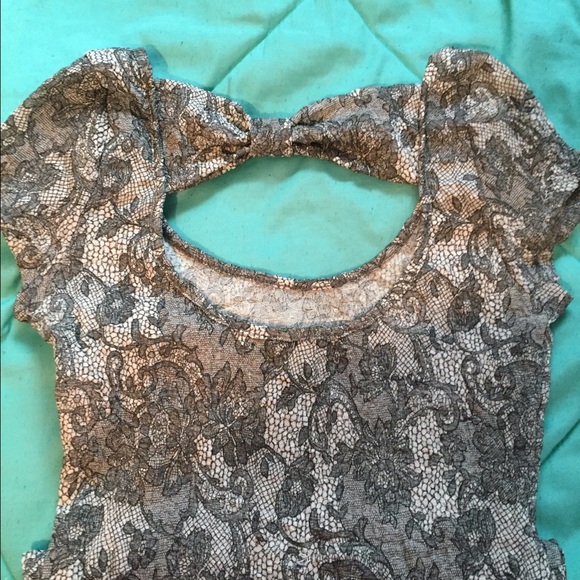 Dress - Picture 3 of 3