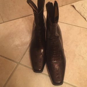 Dressy boot-like heel