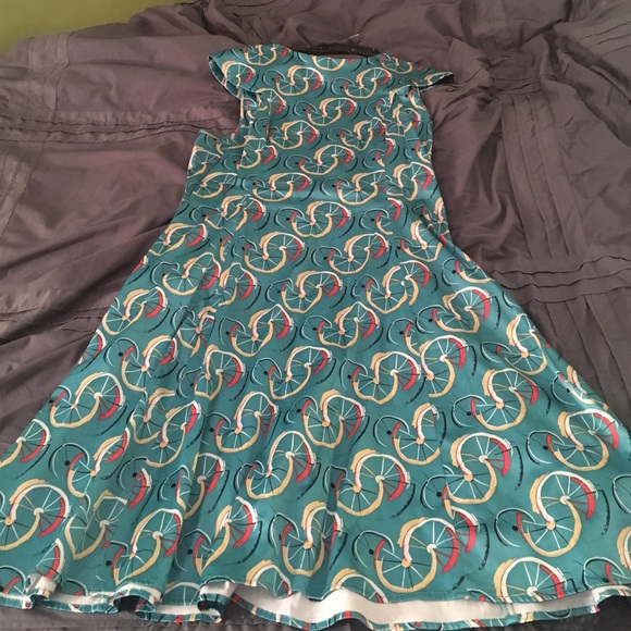 Modcloth /Tatyana Wheel Midi Dress