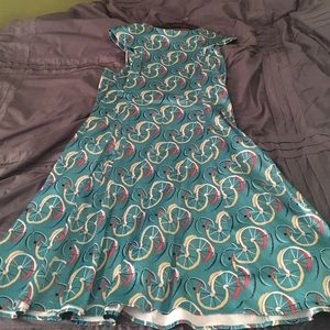 Modcloth /Tatyana Wheel Midi Dress