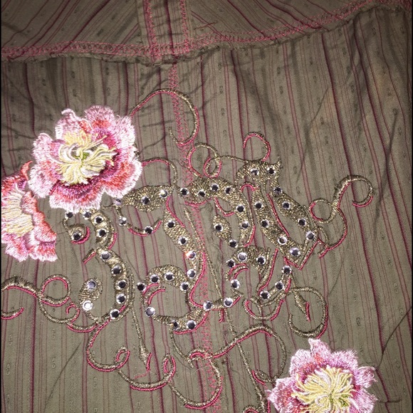 Johnny Was Embroidered button down - Picture 4 of 8