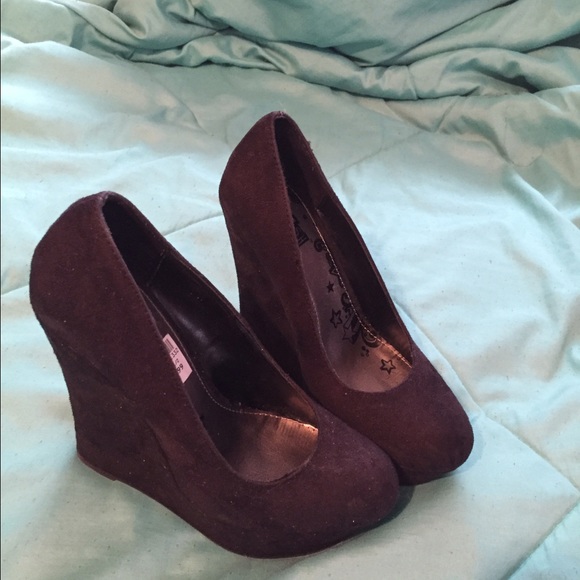 Wedges - Picture 3 of 3