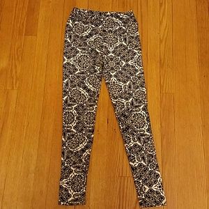 NWOT- Lularoe O/S Leggings
