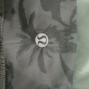 Lululemon Capri legging sz 2