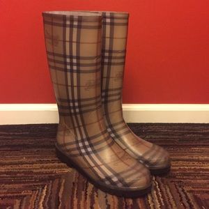 Authentic Burberry Rainboots