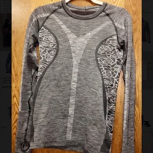 Lululemon long sleeve shirt