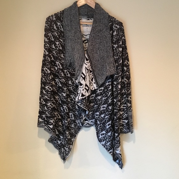 O'Neill woven black and white sweater