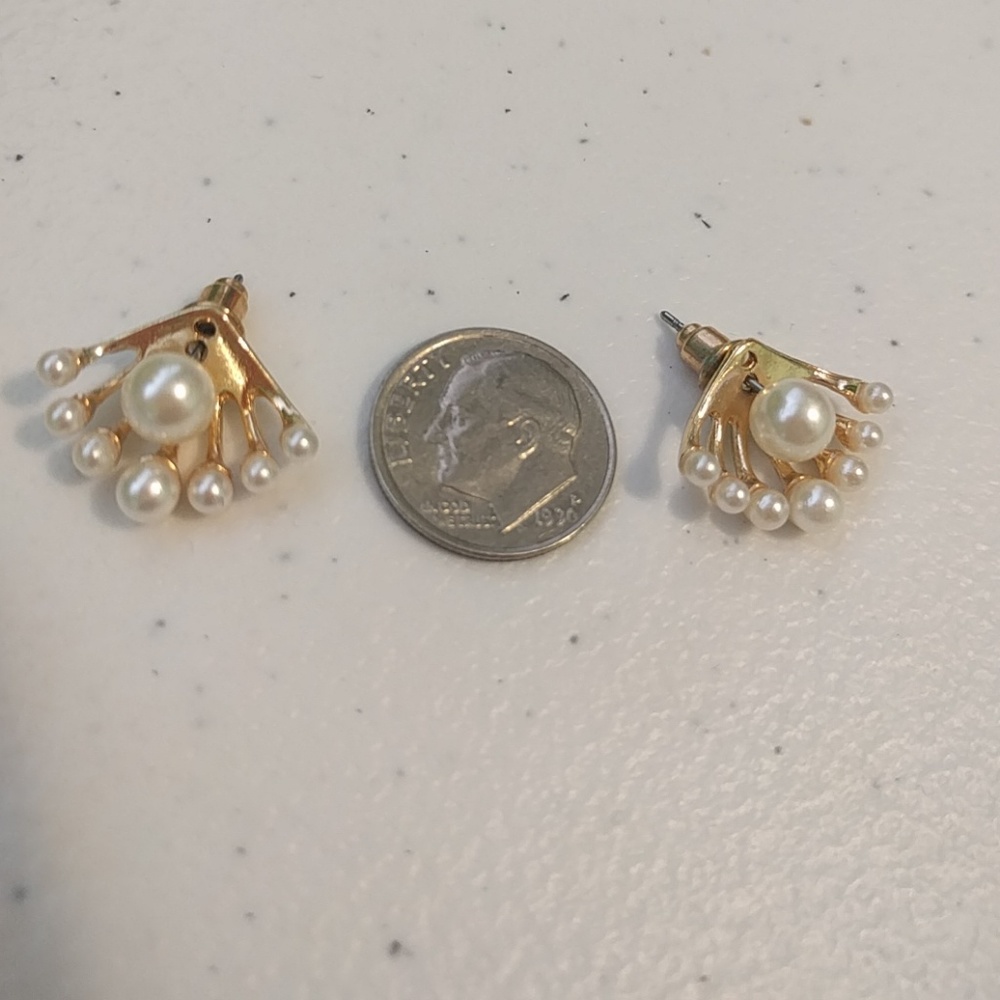 Pearl Ear Jackets - Picture 4 of 4