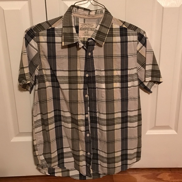 Men's small Aeropostale button down short sleeve