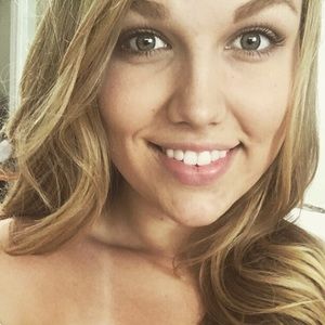 Meet your Posher, Michaella