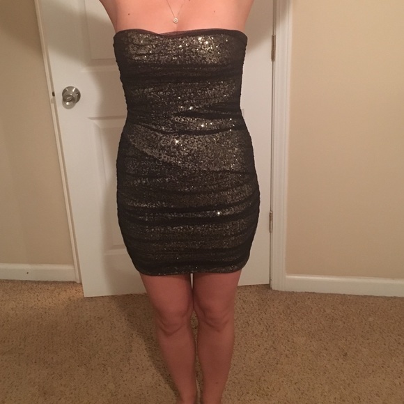 Bebe dress
