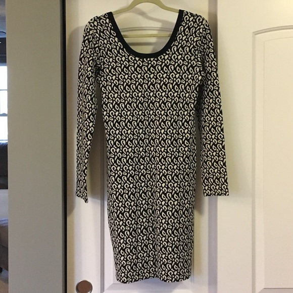 Banana Republic long sleeve dress - Picture 3 of 3