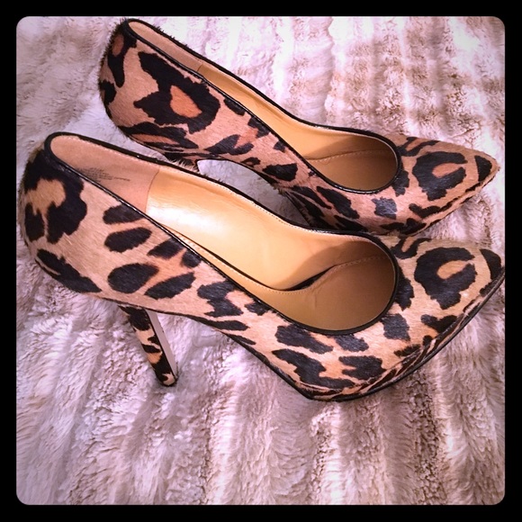 Final Sale‼️‼️‼️Nine West Leopard Pumps