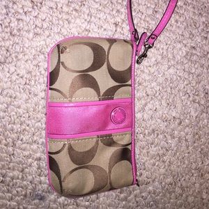 Coach Wristlet oversized