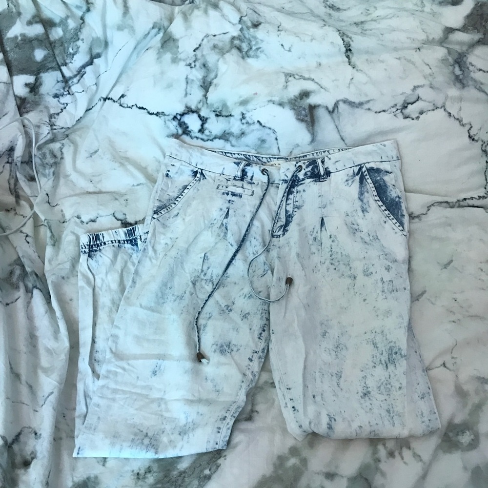 BLEACH WASHED JEGGINGS