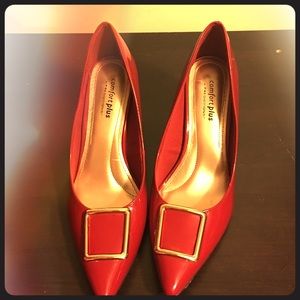 Red comfor plus by predictions heels
