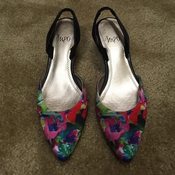 Floral kitten heels