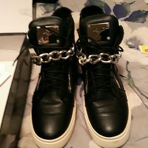 Giuseppe Zanotti Size 43, Jordan's Size 9,  2?