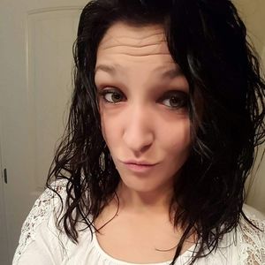 Meet your Posher, Brittney