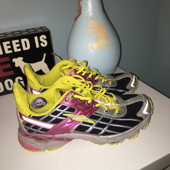 Avia running shoes