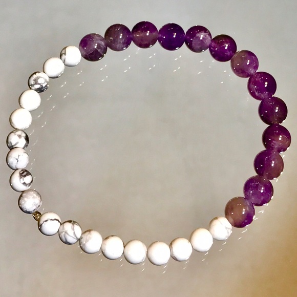 Jewelry - Authentic Amethyst & Howlite Bracelet!