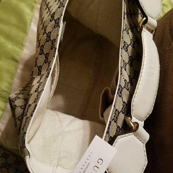 Gucci big bucket handbag and wallet - Picture 3 of 4
