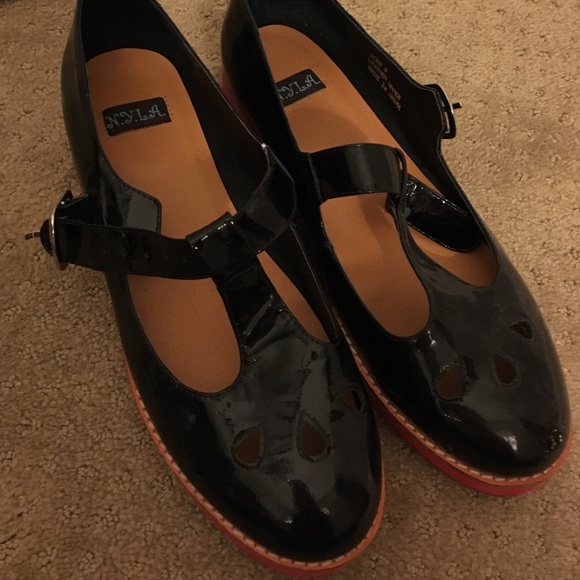 MARY JANES