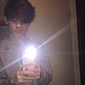 Meet your Posher, Davian