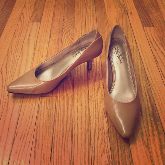 Camel colored heels
