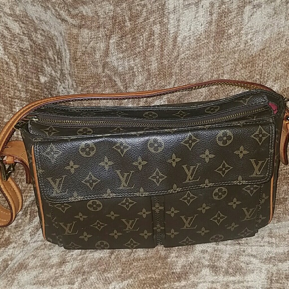 Louis vuitton monogram Viva Cite Gm shoulder bag
