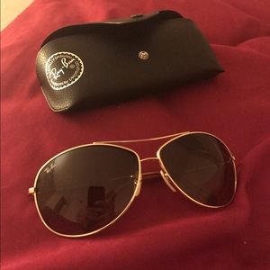RAY BAN AVIATORS