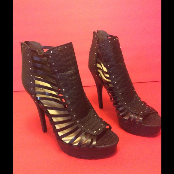 Bar III Hi-Heeled Gladiator Sandals