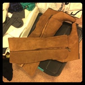 Jessica Simpson boots size 6