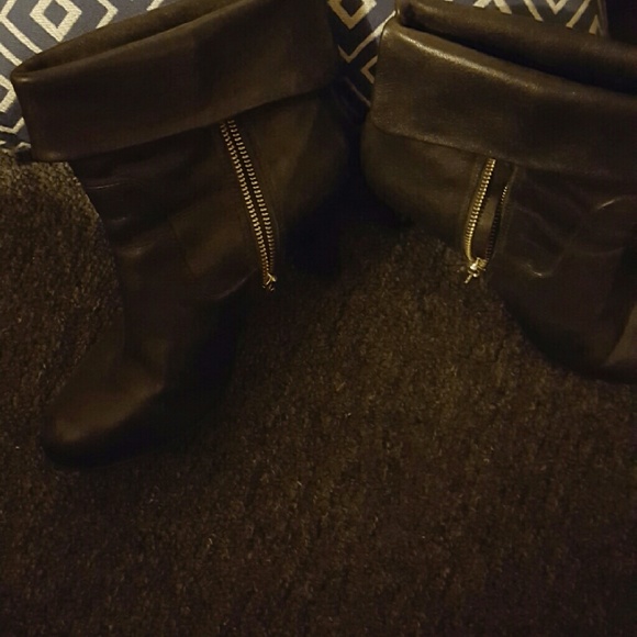 Boots - Picture 2 of 2
