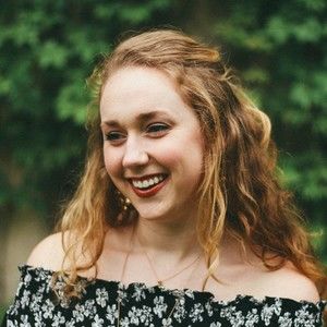 Meet your Posher, Elizabeth