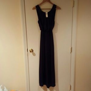 NWT Goddess-style Gap All-season maxi dress