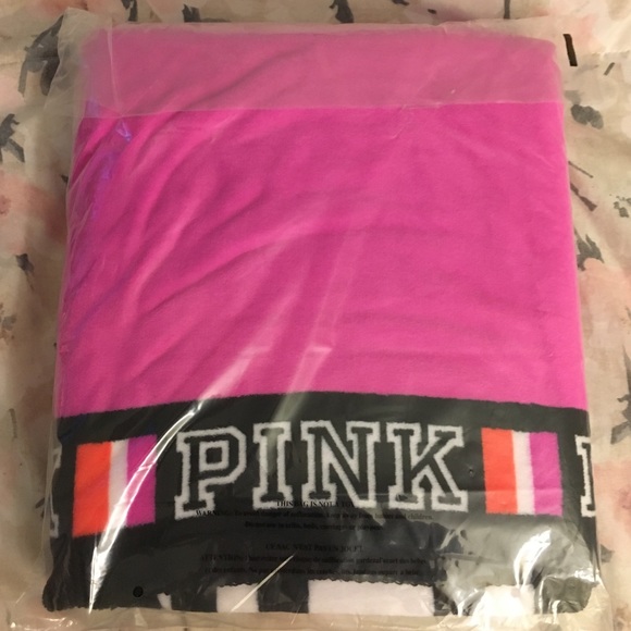 VICTORIA'S SECRET PINK FLEECE COZY BLANKET HOT PNK